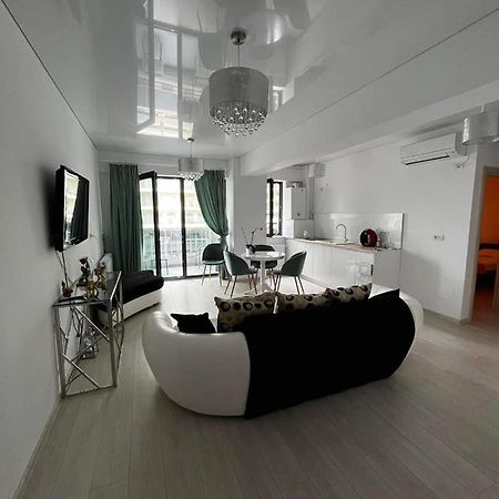 Lake View Nordis Mamaia Exterior photo